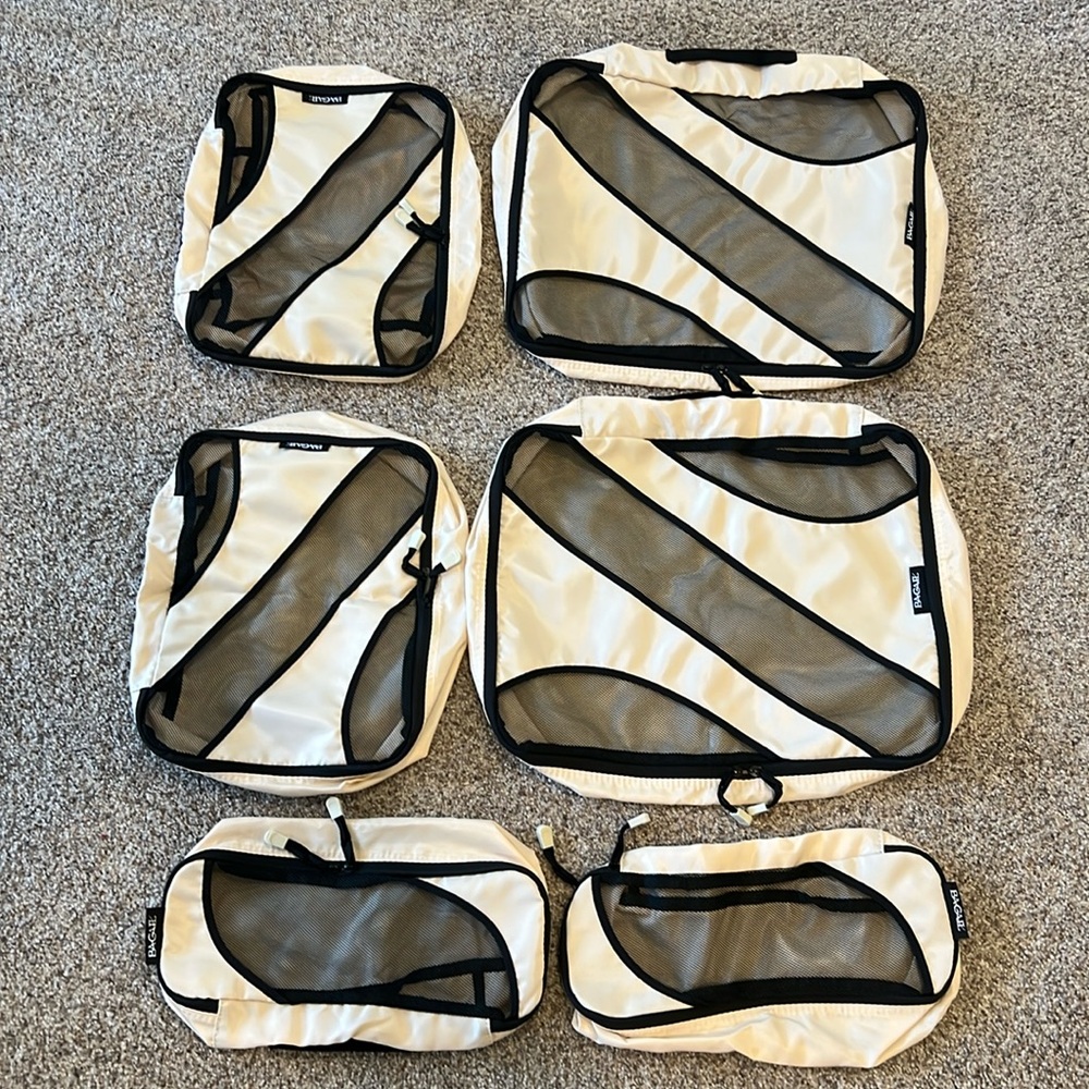Cream Packing Cubes